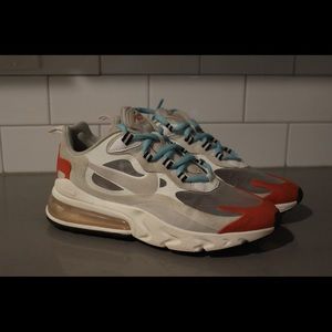 WOMENS Nike React 270 - Size 6.5